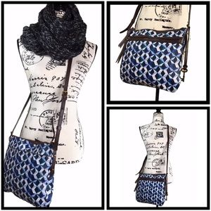 FOSSIL “Fiona” Crossbody Messenger Bag - Geometrical Pattern w/ Fossil Key